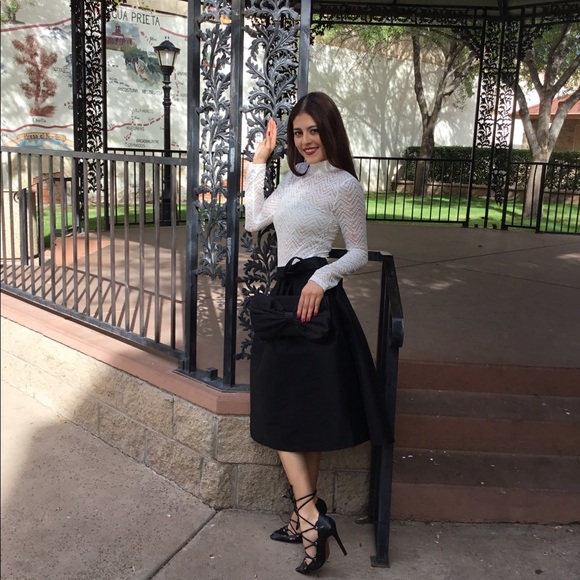 Black A Line Skirt-LAST ONE-CLEARANCE - Picture 4 of 6